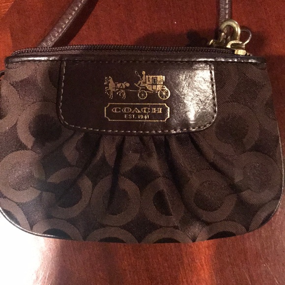 Coach wristlet - Picture 1 of 2